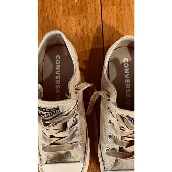 Converse All Star Tan Classic Womens Shoes Sneakers Size 6 - Picture 2 of 12